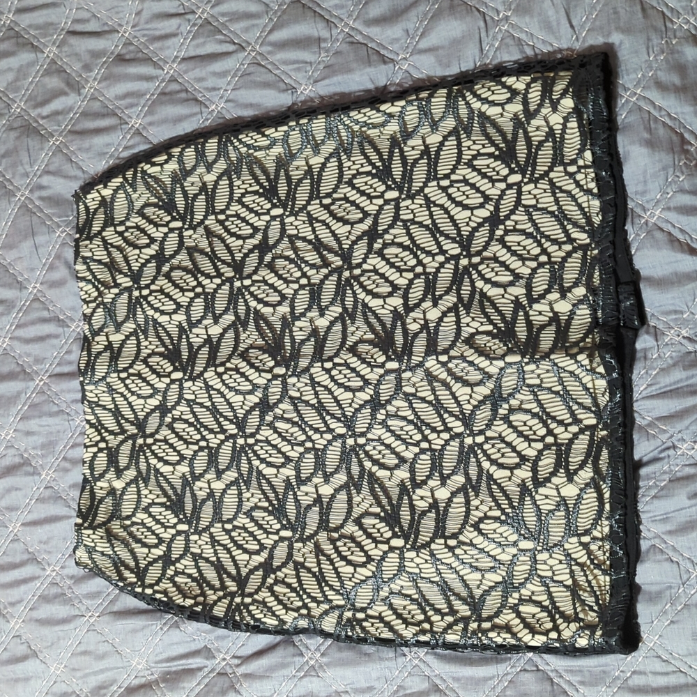 Ann Taylor "Leather" lace skirt 8